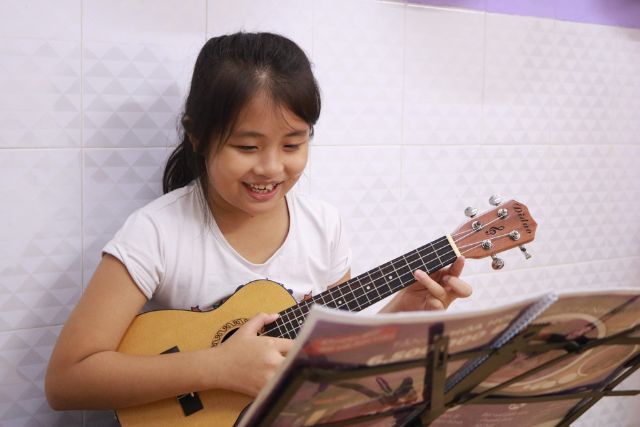 Học đàn ukulele online 1 kèm 1