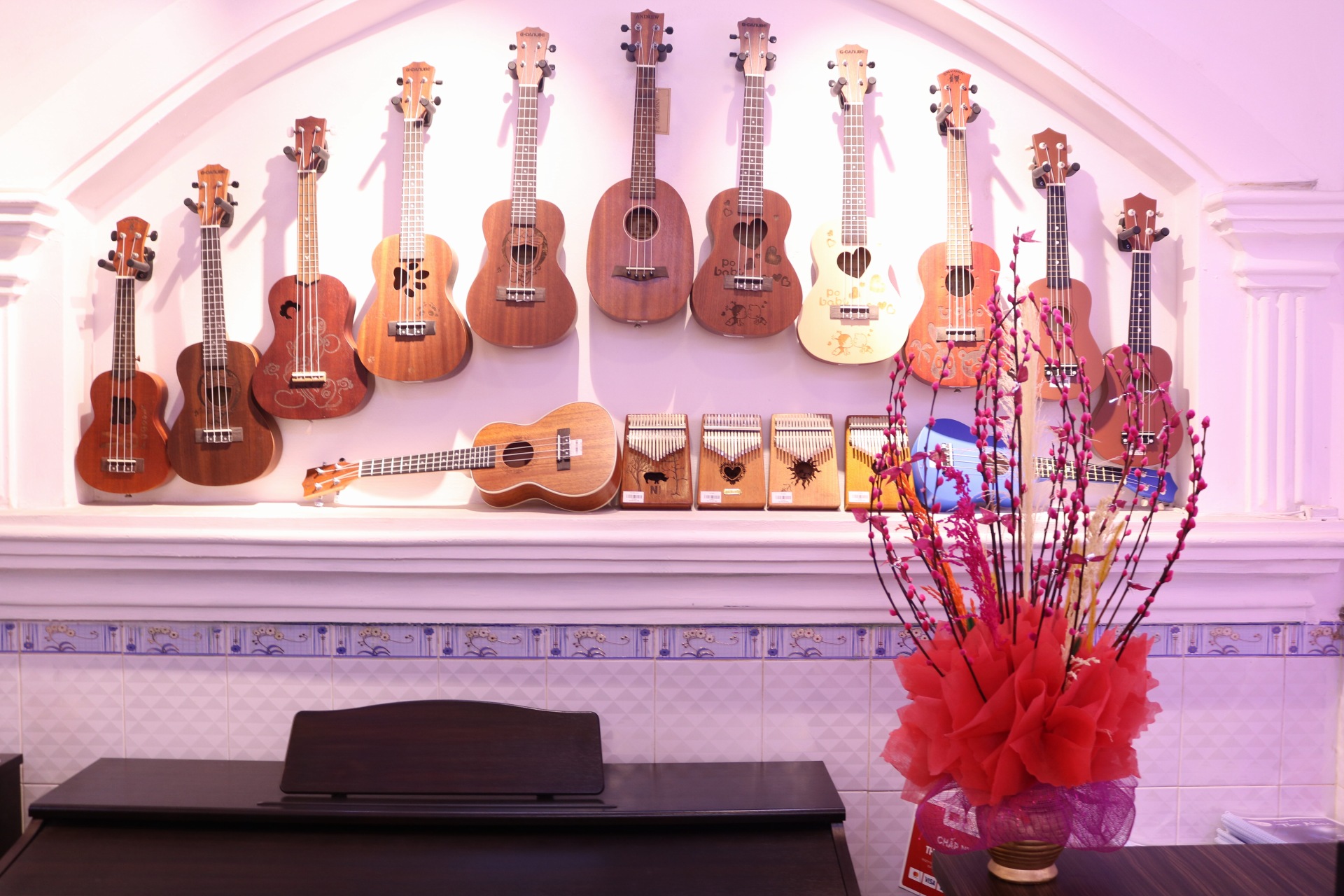 Địa điểm mua ukulele giá rẻ