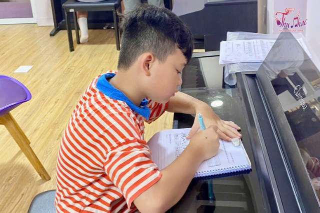 Học đàn piano cho người mới