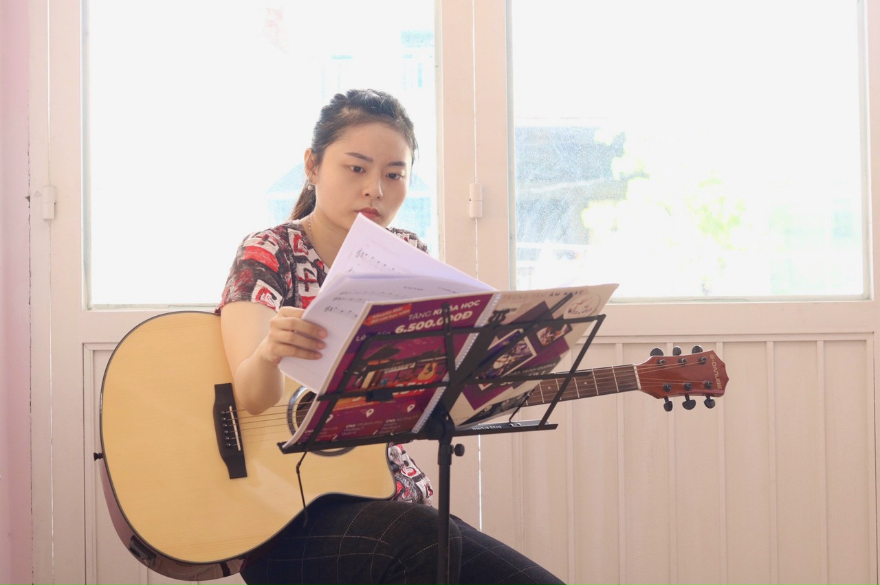 Sách học guitar nâng cao