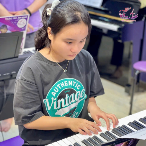 Khóa học đàn piano cho người mới