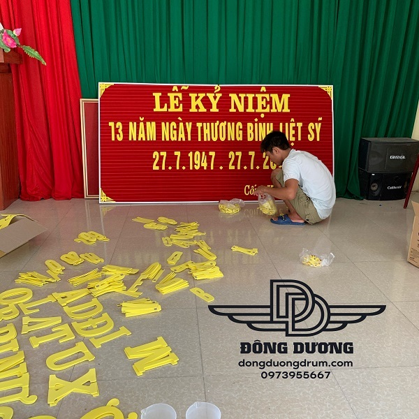 cách dán phông chữ hội trường