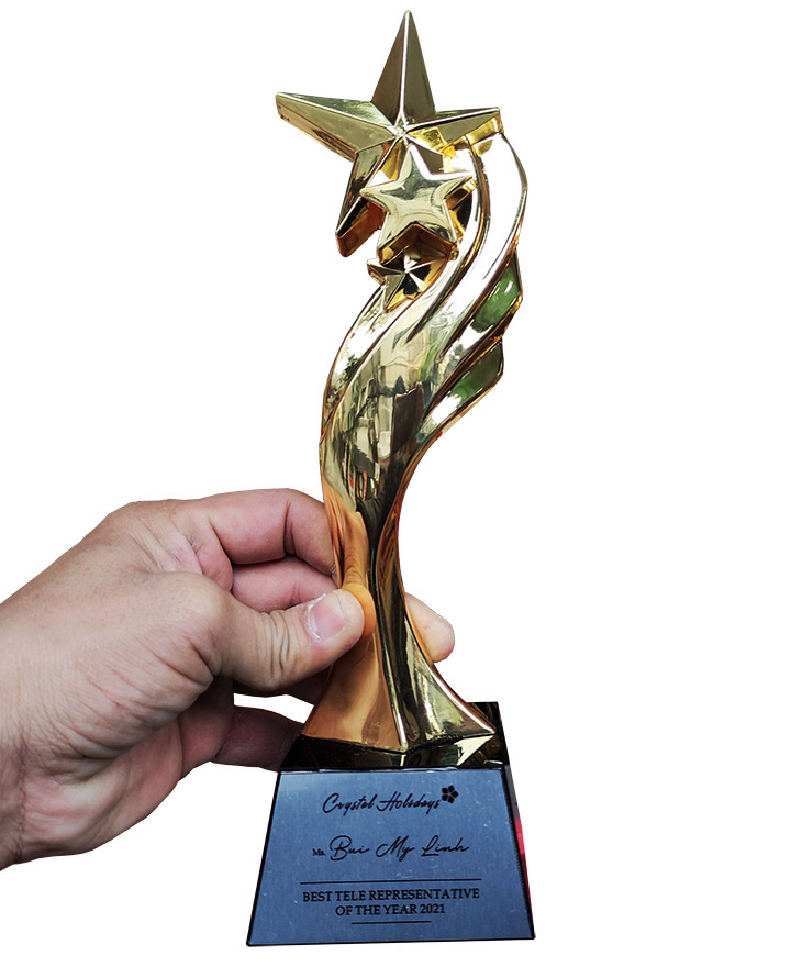 Cúp vinh danh làm đẹp thẩm mỹ