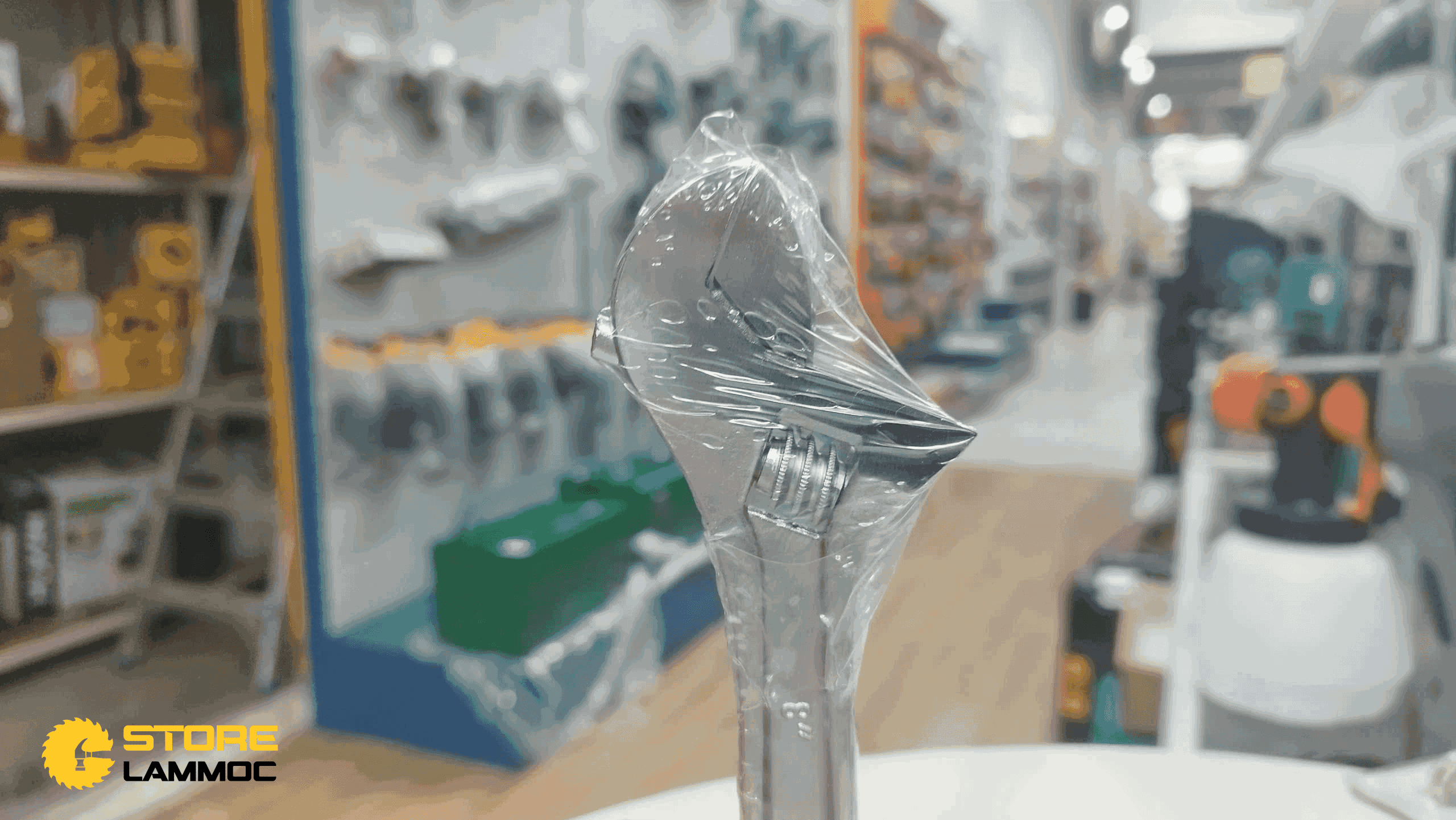 Mỏ lết 8inch dài 200mm Sata 47203