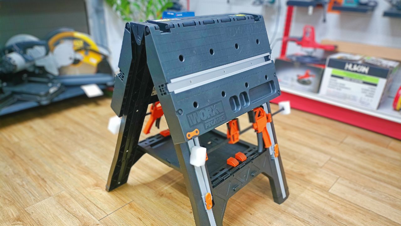 Bàn làm việc xếp gọn đa năng Worx WX051