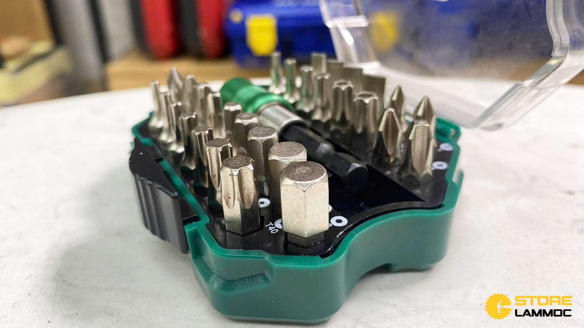 Bộ tua vít AT (bộ 31 cái) Sata 09333