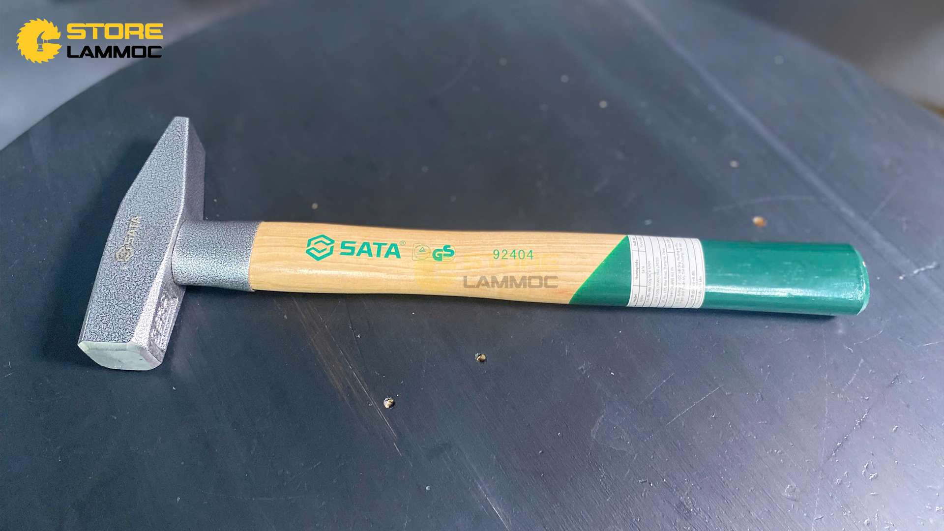 Búa cơ khí cán gỗ 500g Sata 92404