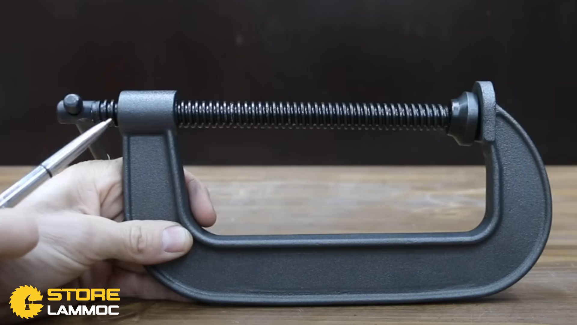 Cảo chữ C Bessey