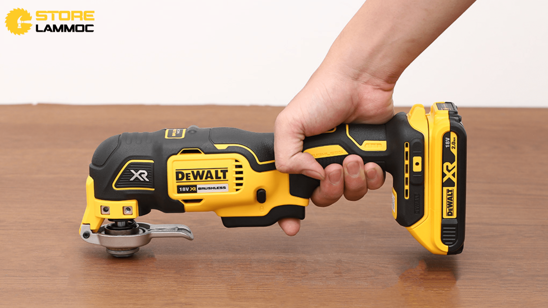 Cấu tạo máy cắt rung pin Dewalt