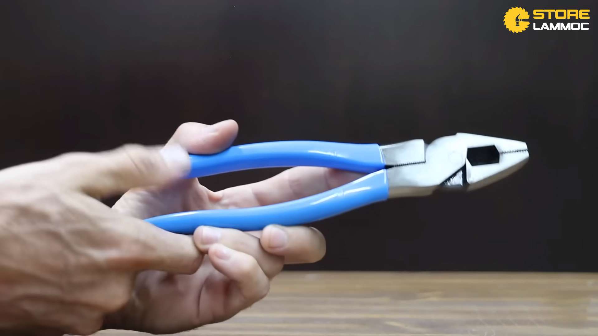 Channellock Lineman's Pliers - Cái kìm linh hoạt, chắc chắn