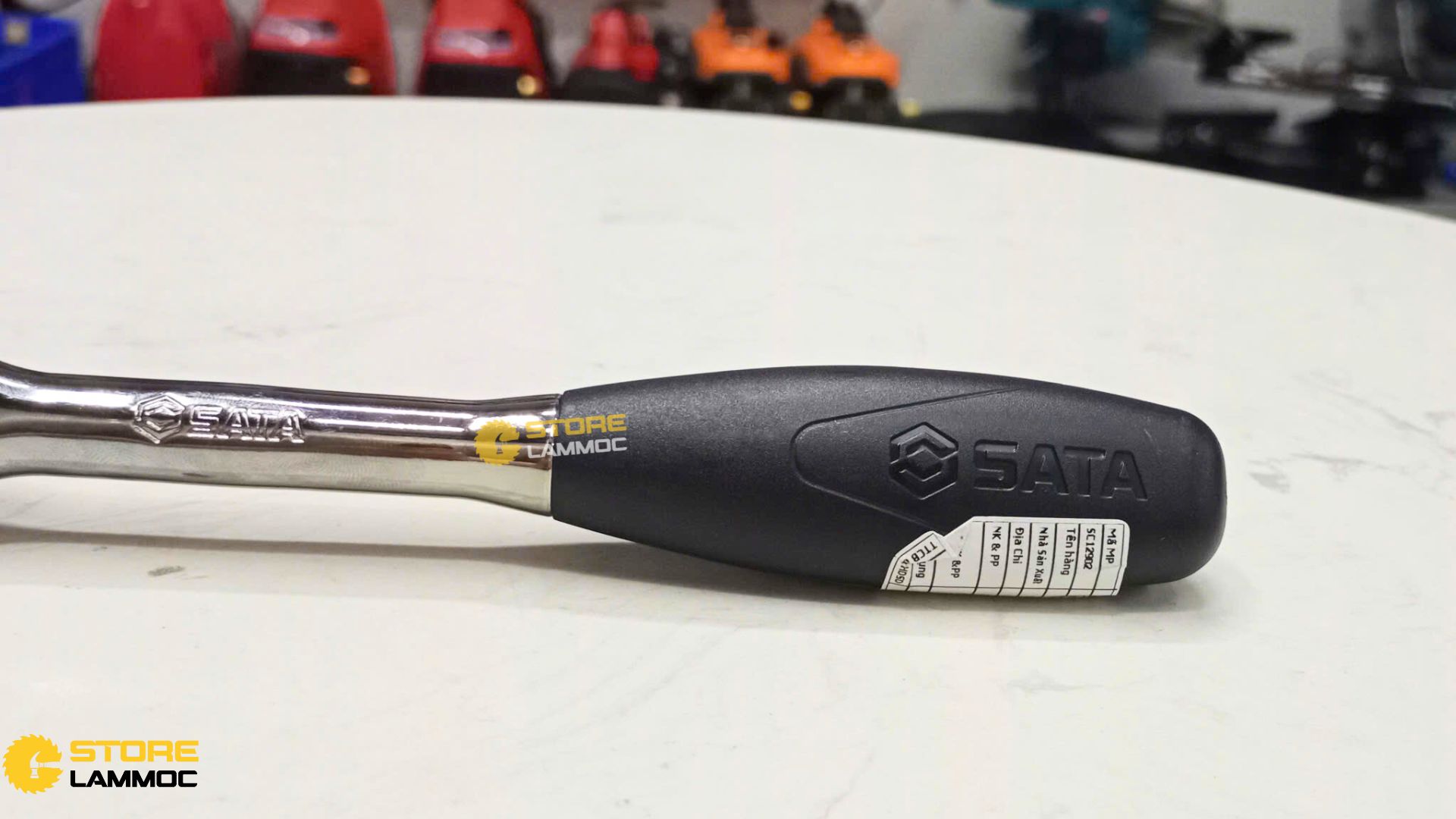 Cờ lê bánh cóc có chốt khóa Sata 12902 - 3