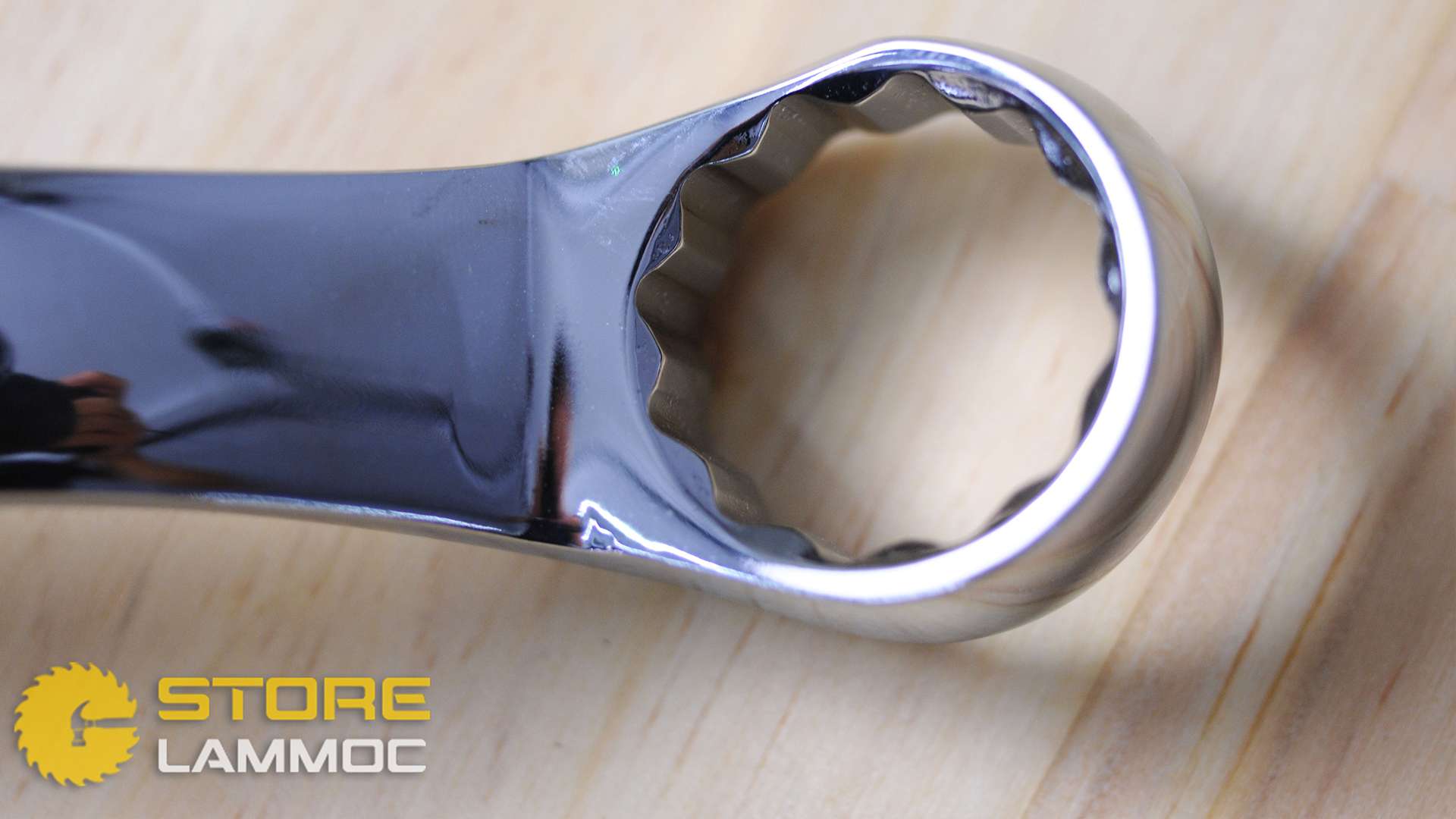 Cờ lê hai đầu Sata