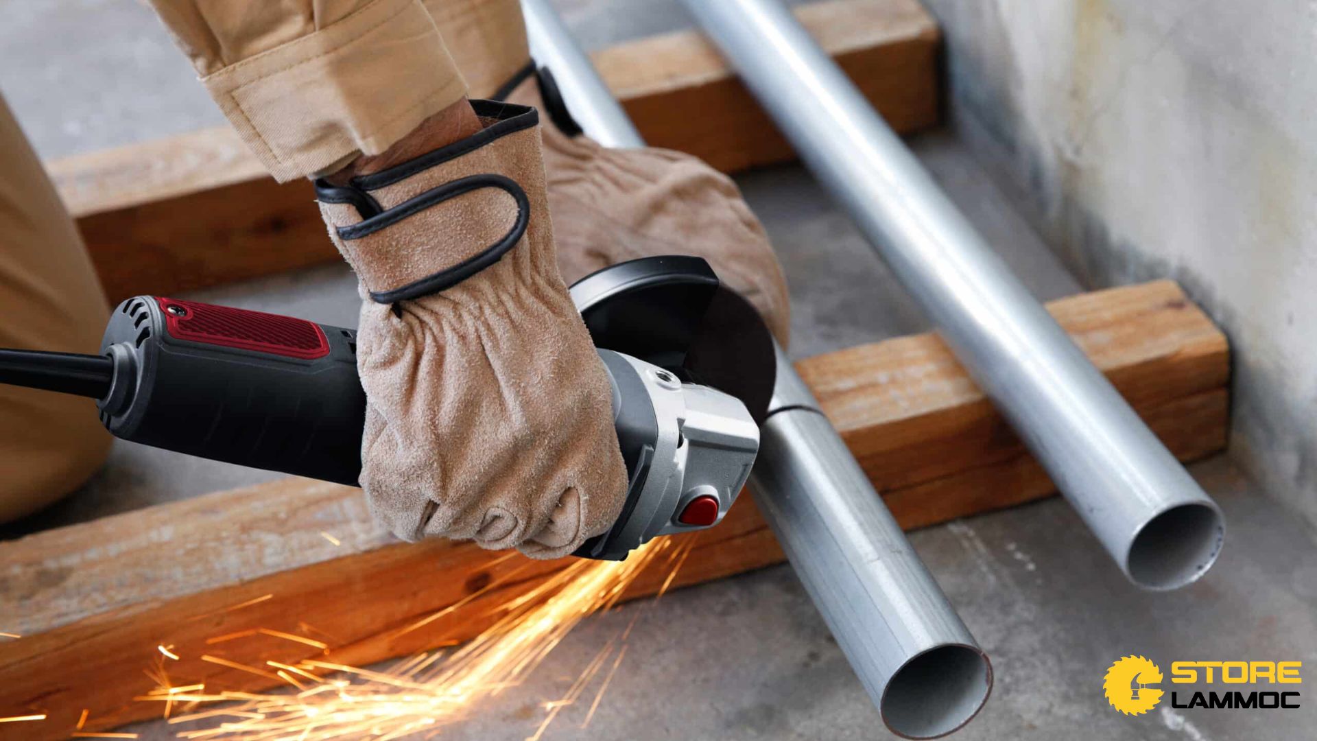 Công suất mạnh mẽ, tốc độ vận hành êm ái