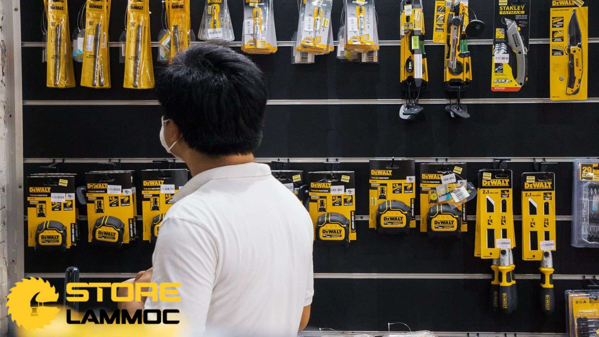 Cửa hàng phân phối chính hãng sản phẩm DeWALT tại Việt Nam