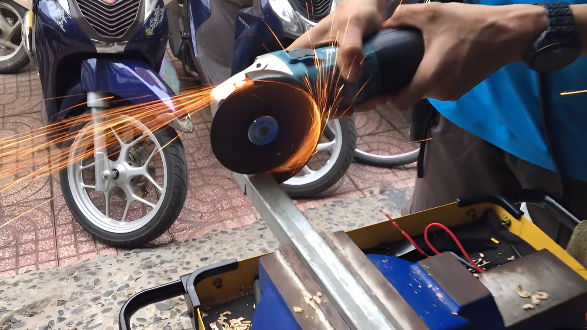 Đánh giá 5 Máy Mài Góc Makita: So sánh, Đánh giá và Lựa chọn