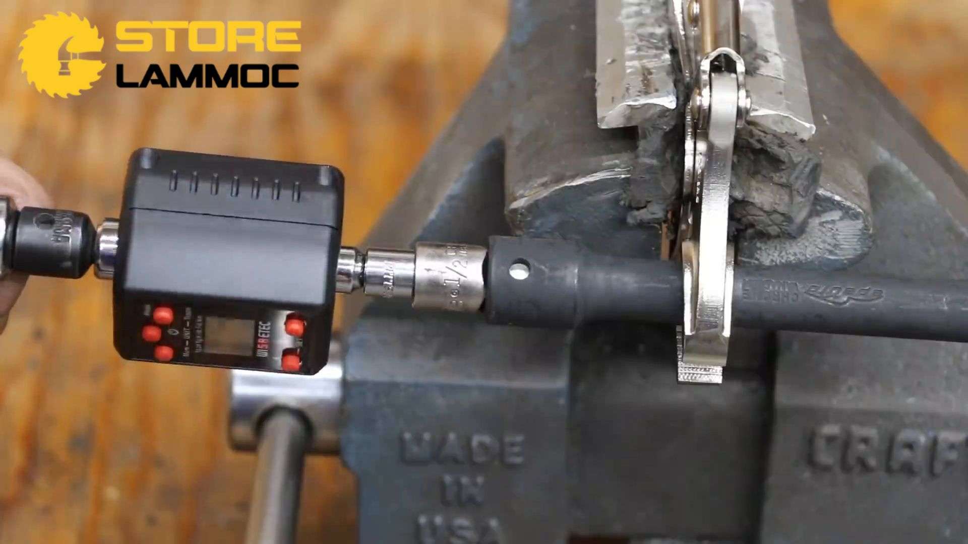 Đánh giá khả năng bám chắc của các loại kìm kẹp chết trên thép cacbon cao