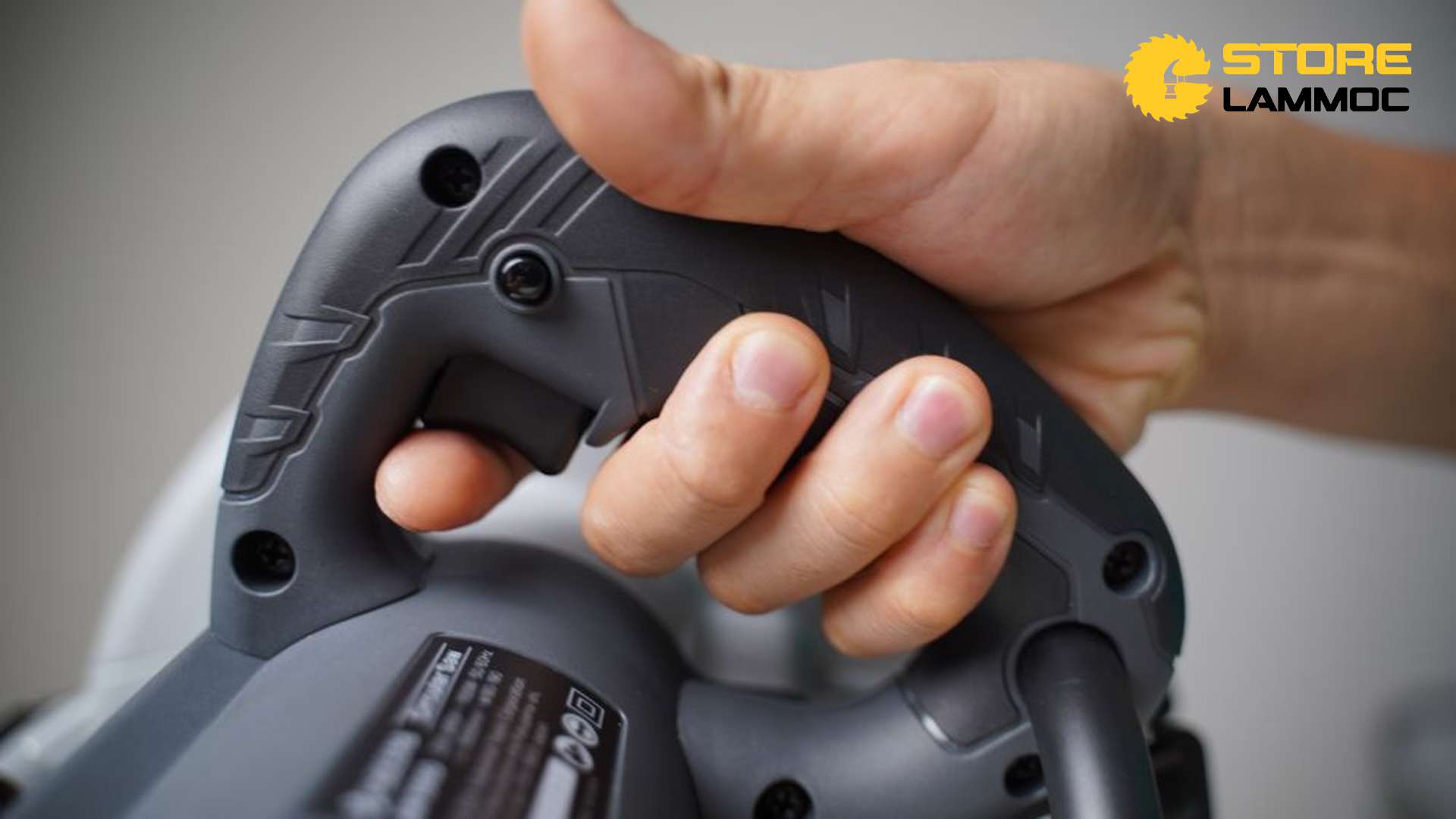 Máy Cưa Đĩa Kyocera AW1910