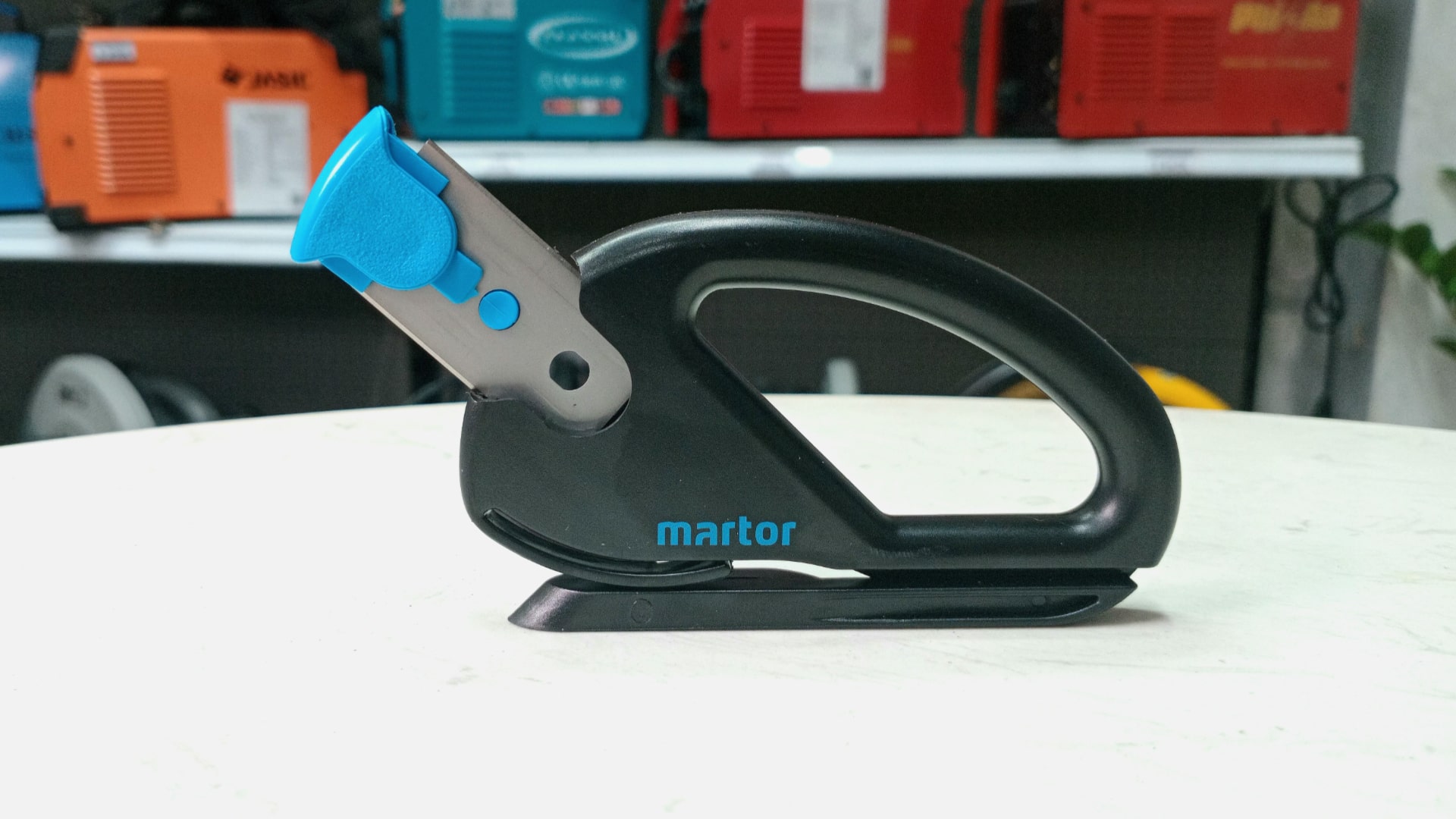 Dao cắt an toàn Secumax Snitty Martor 43037
