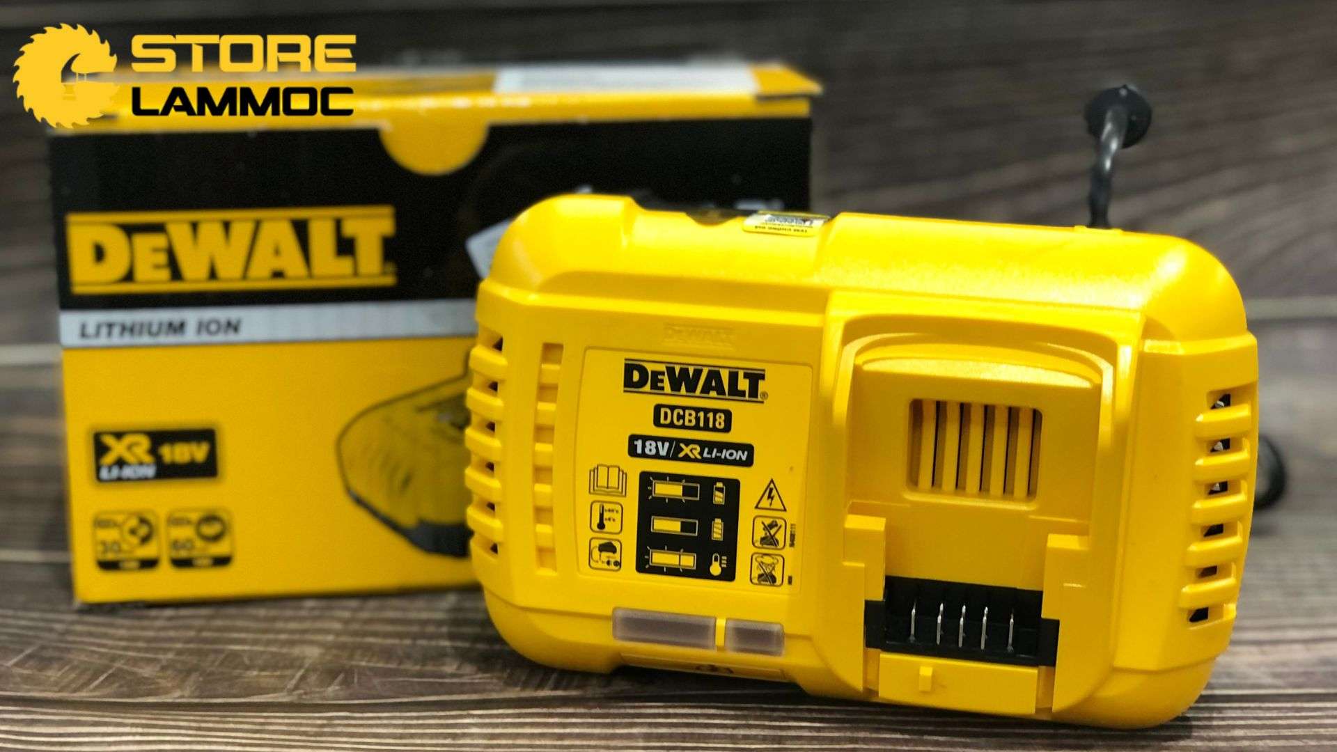 Đế sạc pin Flexvolt 18/20v Dewalt DCB118-GB 8.0ampe