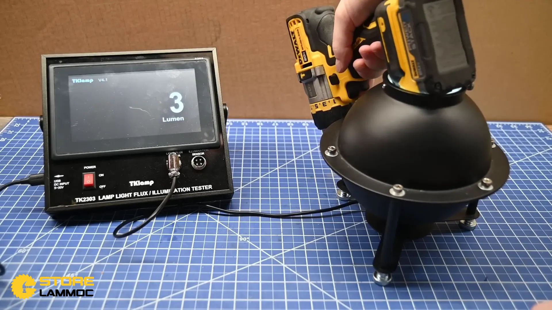 Đèn LED trên DCD1007