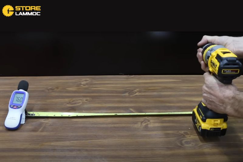 Độ ồn máy khoan pin Dewalt nhỏ nhất
