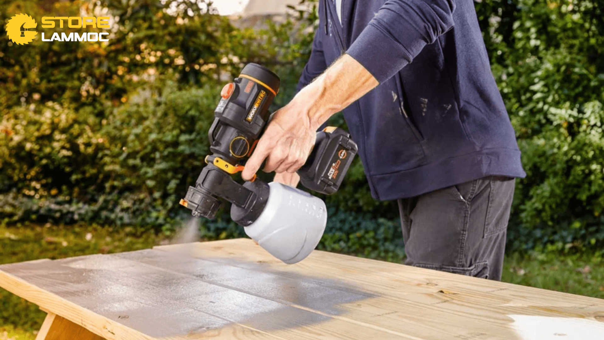 Đối tượng sử dụng máy phun sơn pin Worx WX020