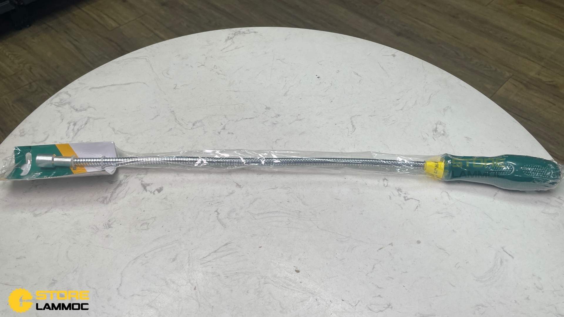 Dụng cụ nhặt ốc vít 1kg Sata 64101