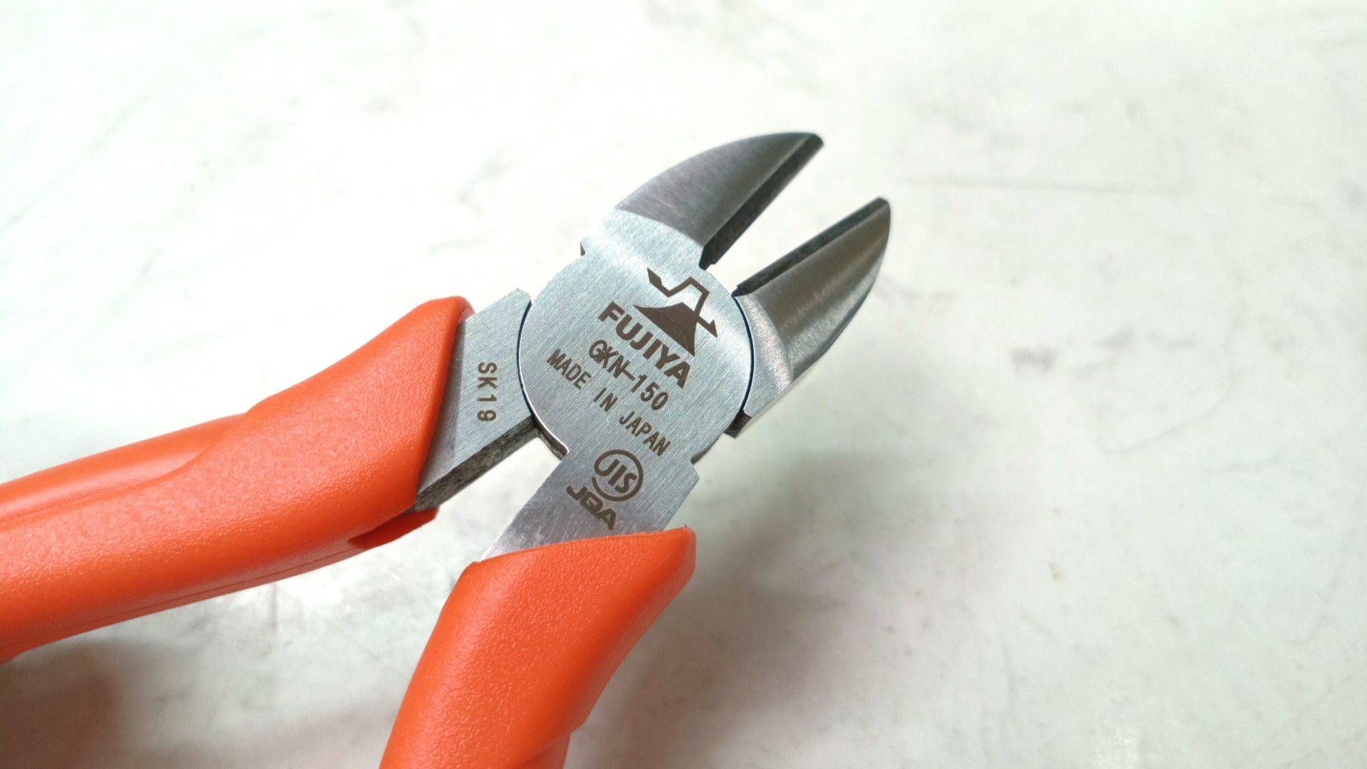 Kìm cắt dây điện 150mm Nhật Bản Fujiya GKN-150