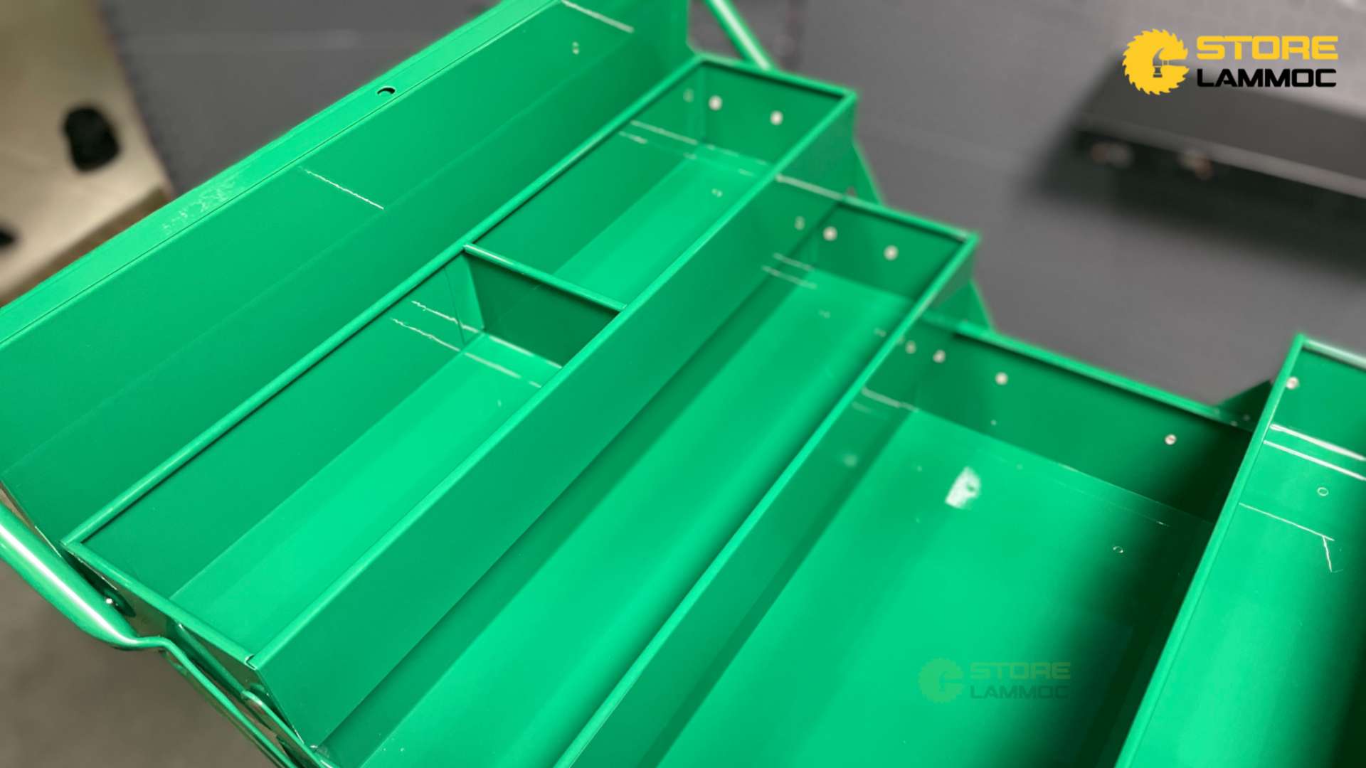 Hộp đựng đồ nghề 17 inch 5 ngăn cầm tay bằng thép Sata 95104A