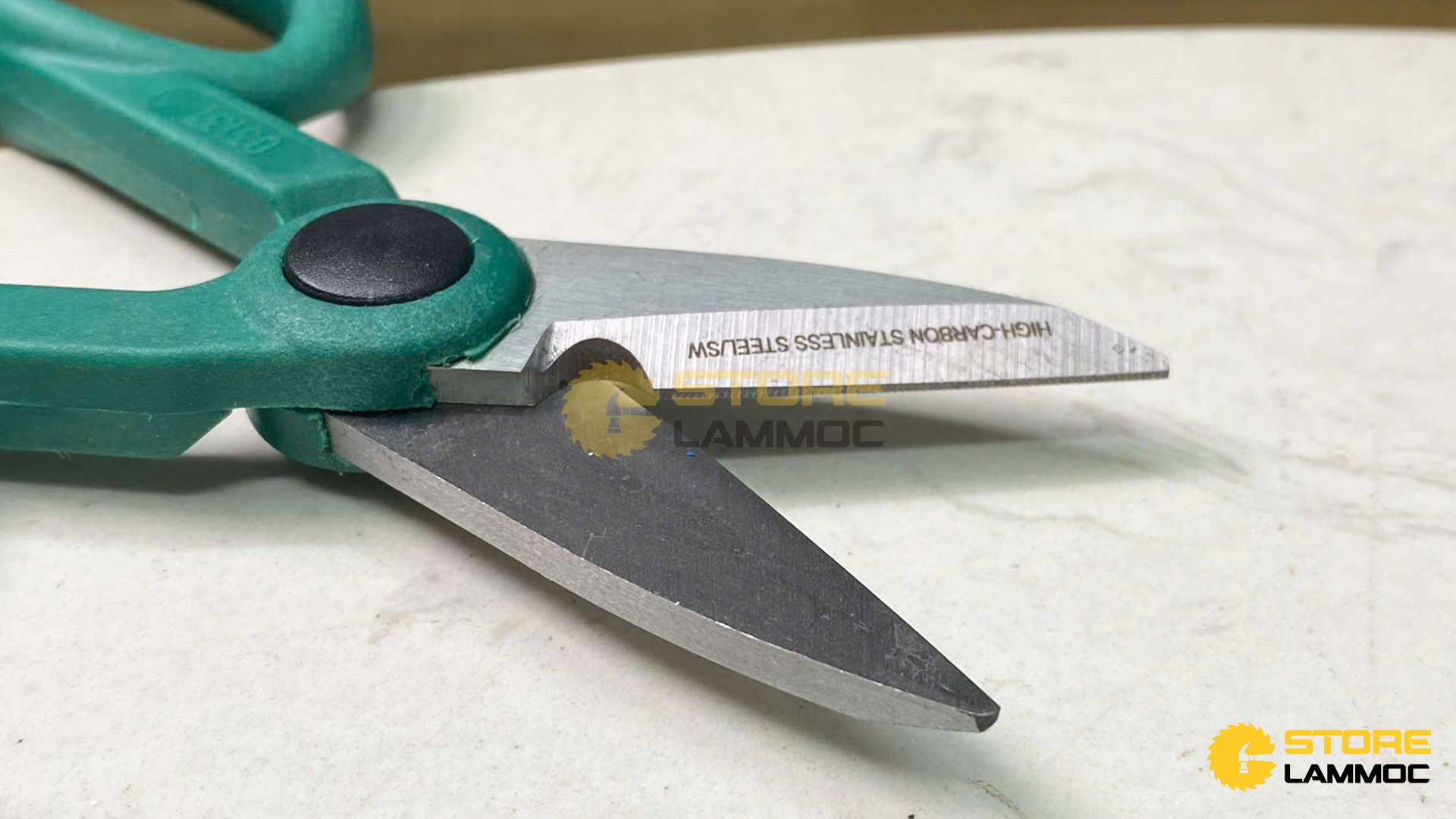 Kéo cắt dây điện mũi thẳng Sata 03131