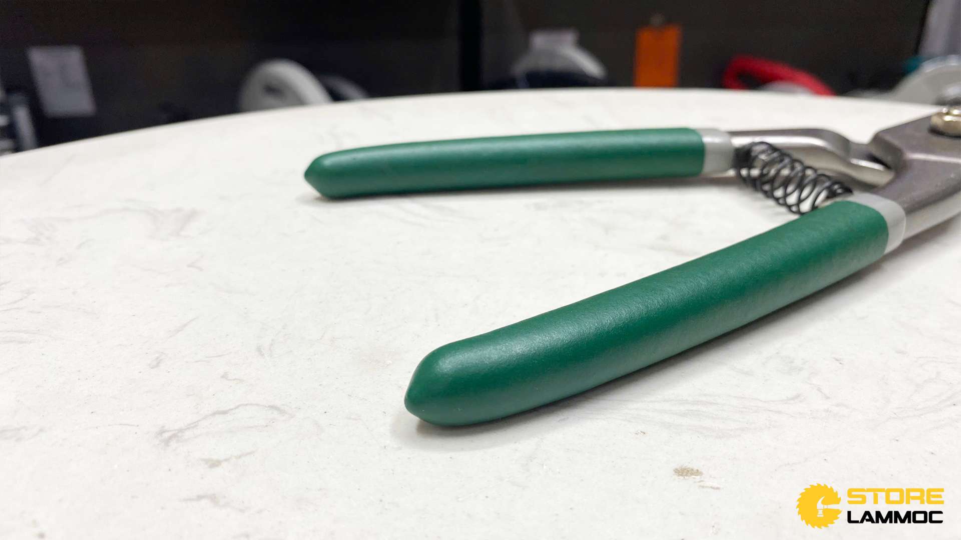 Kéo cắt tôn loại mũi thẳng 225mm Sata 93202