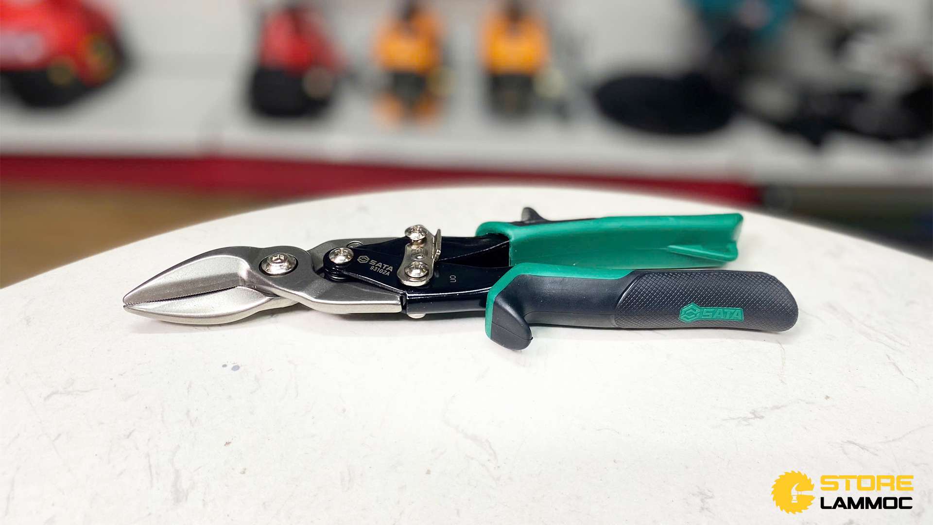 Kéo cắt tôn mũi cong phải 250mm Sata 93102A