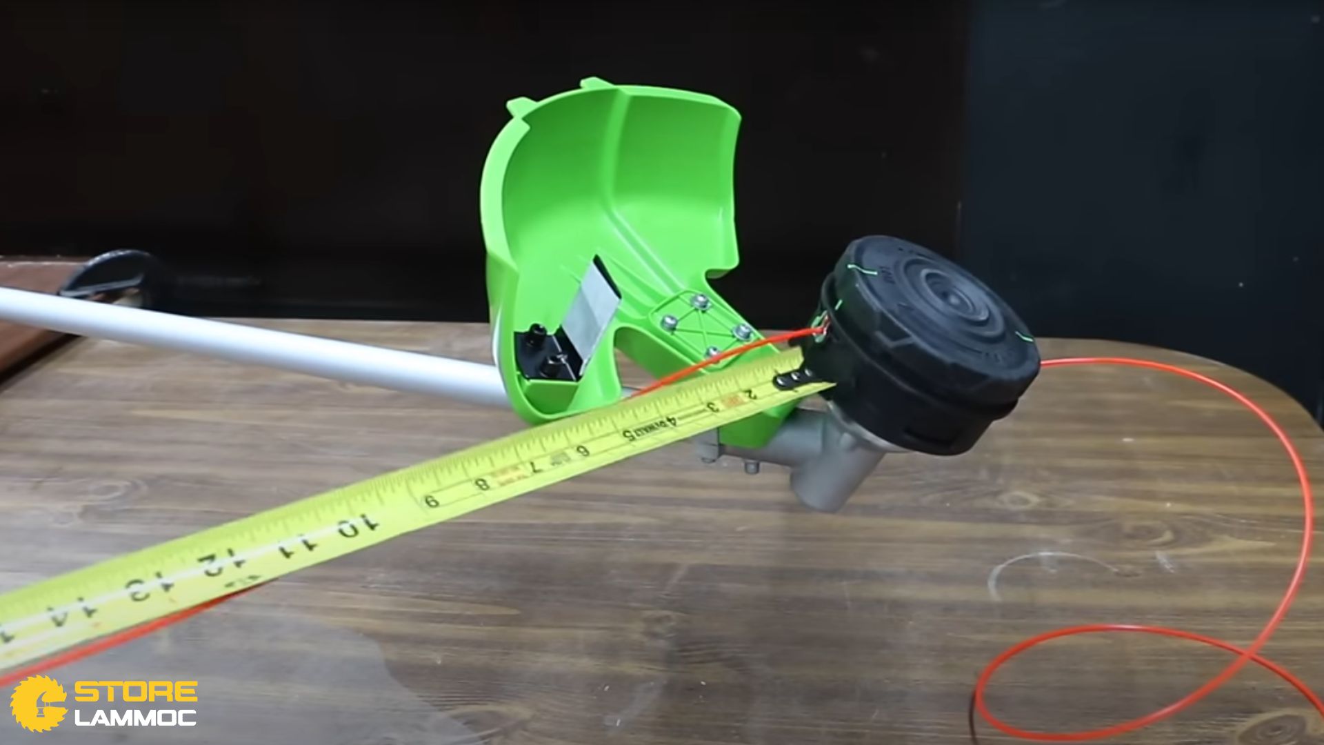 Khả năng nạp dây cắt cỏ của Greenworks