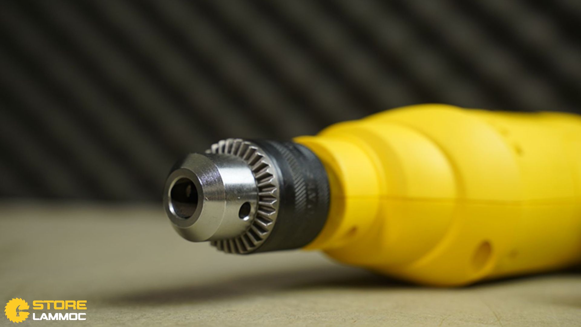 Kích thước đầu khoan của máy khoan Stanley SDH600K