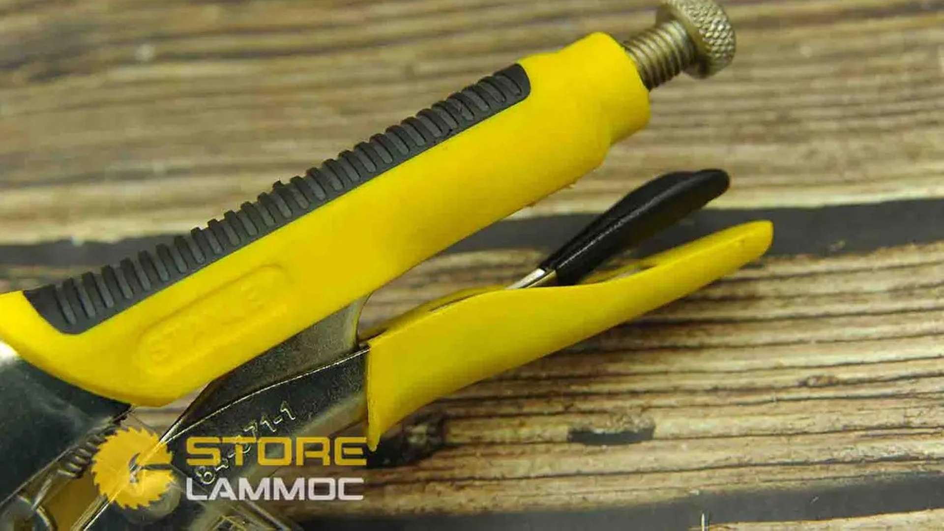 Kìm bấm chết Stanley