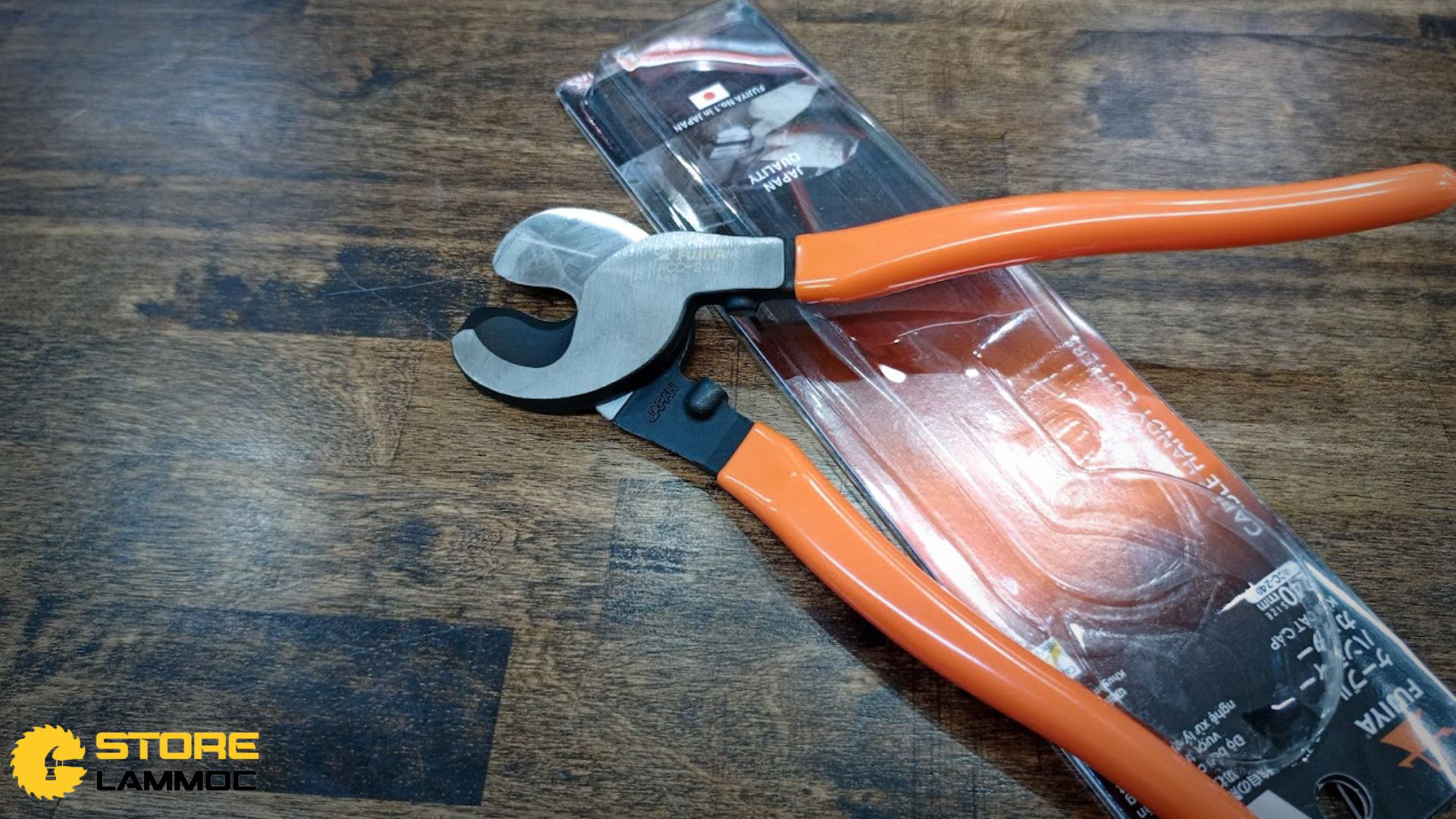 Kìm cắt cáp Fujiya ACC-240