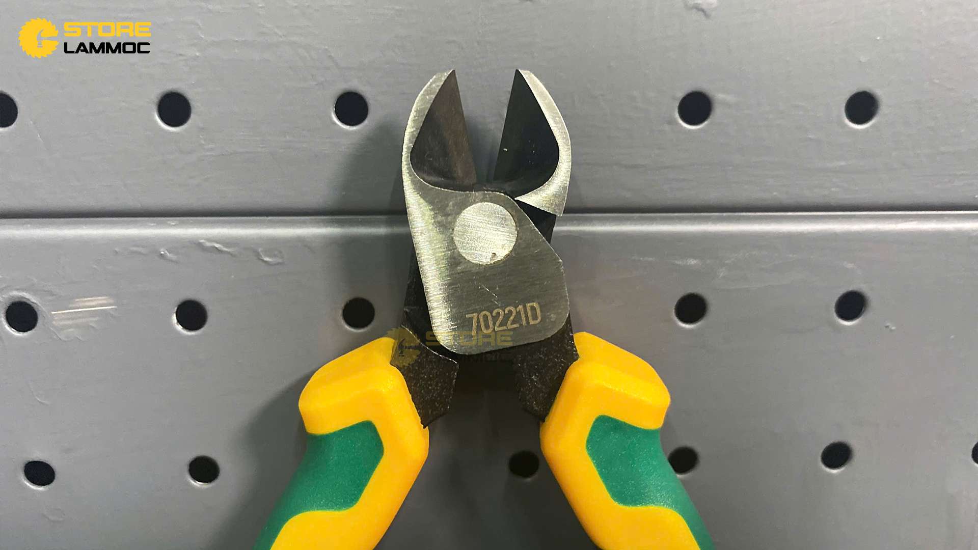 Kìm cắt dây điện 6inch Sata 70221D