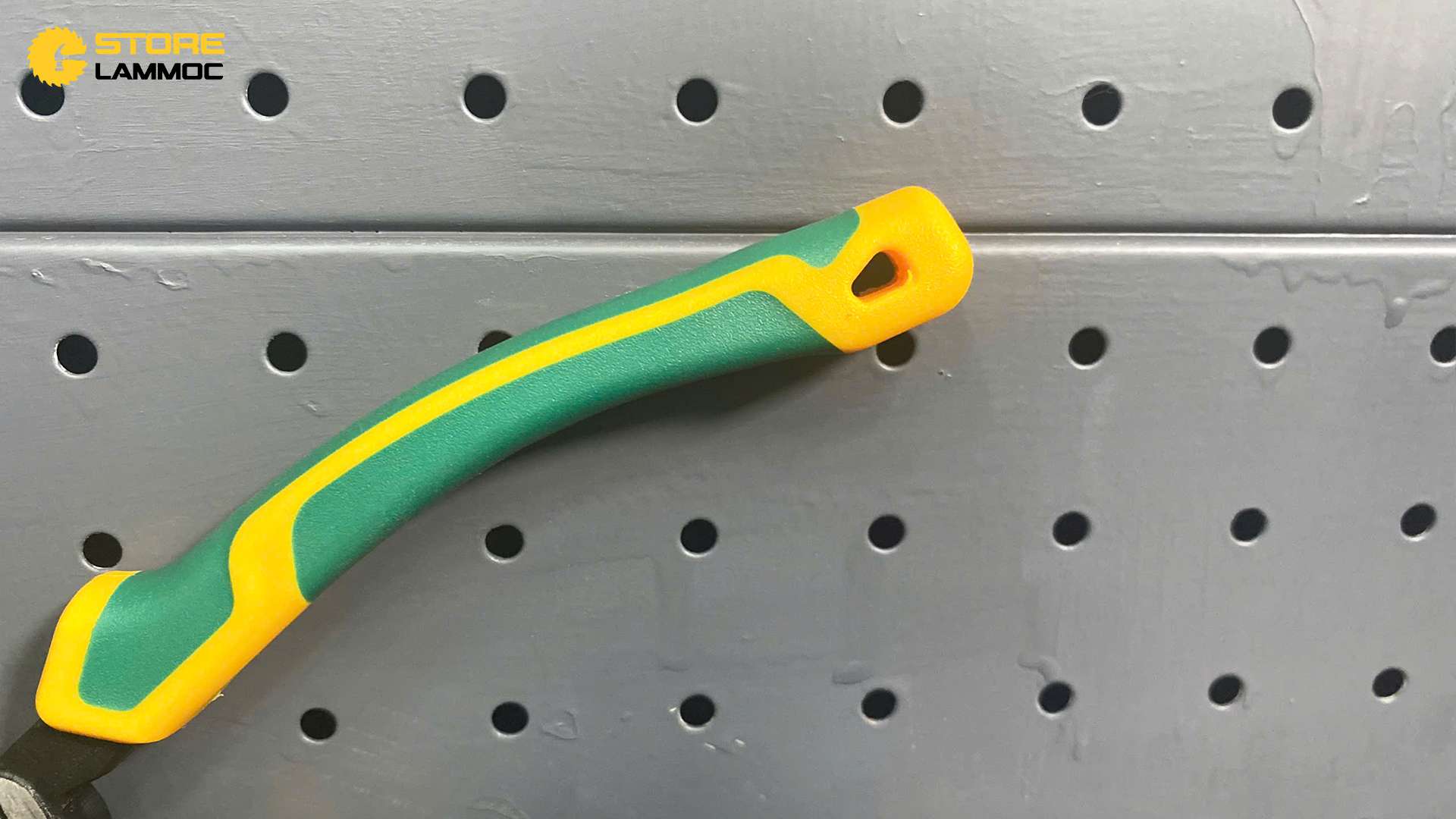 Kìm cắt mũi nhọn 8inch Sata 70122D