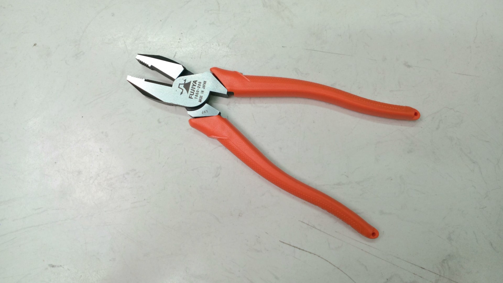 Kìm điện Fujiya 1800-200