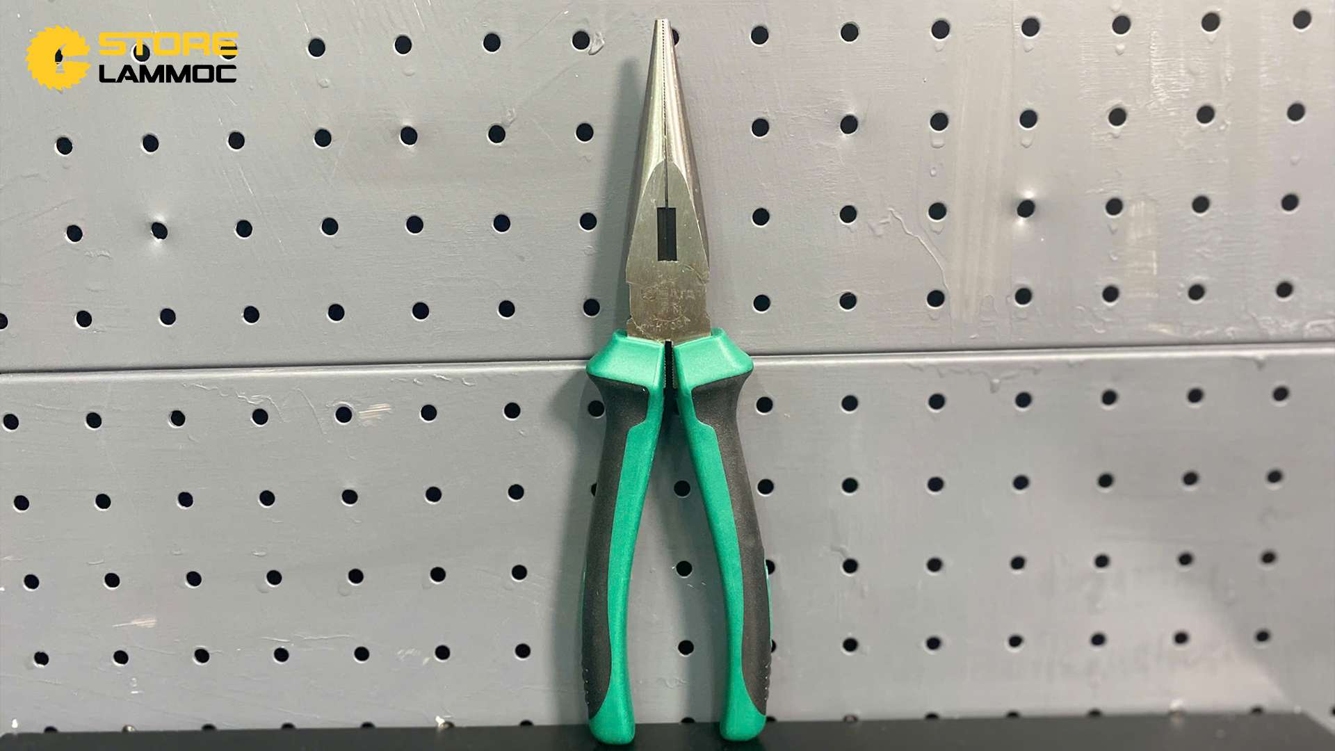 Kìm mỏ nhọn 8inch SATA 70102A