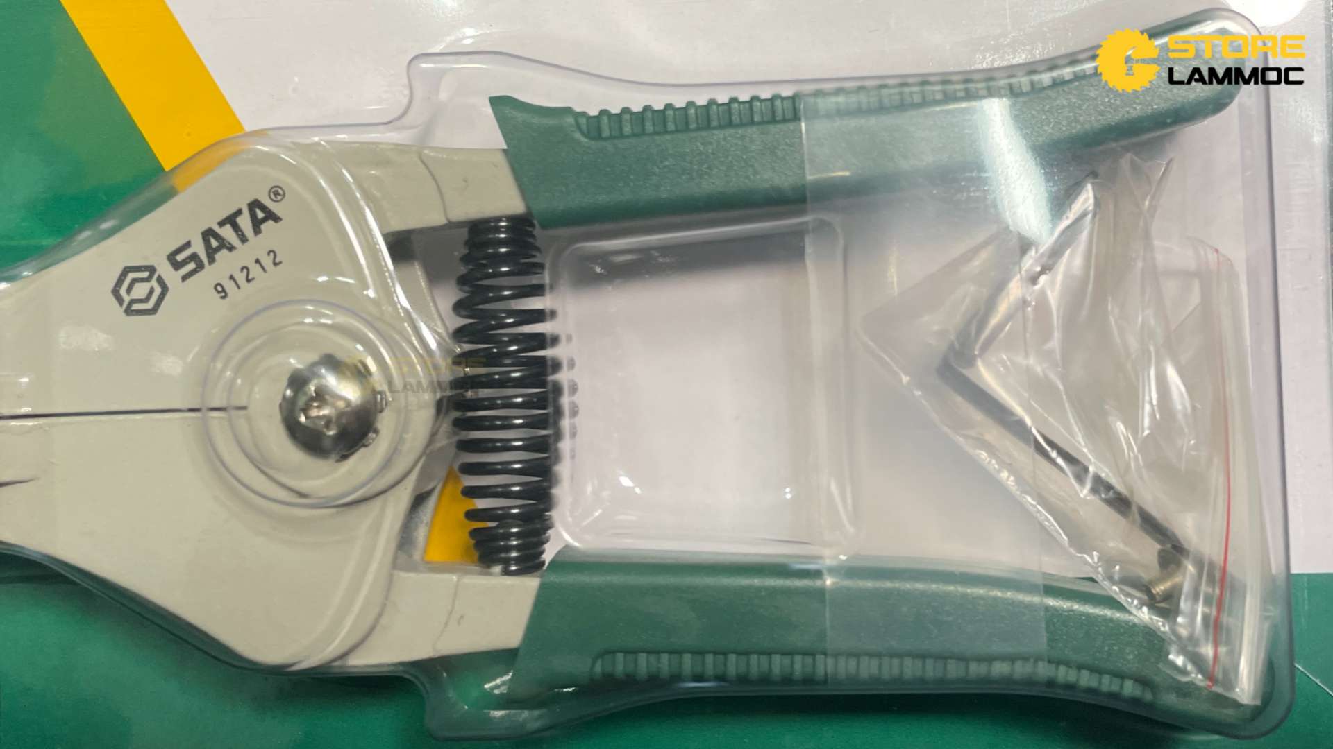 Kìm tuốt dây điện tự động loại A 7inch Sata 91212