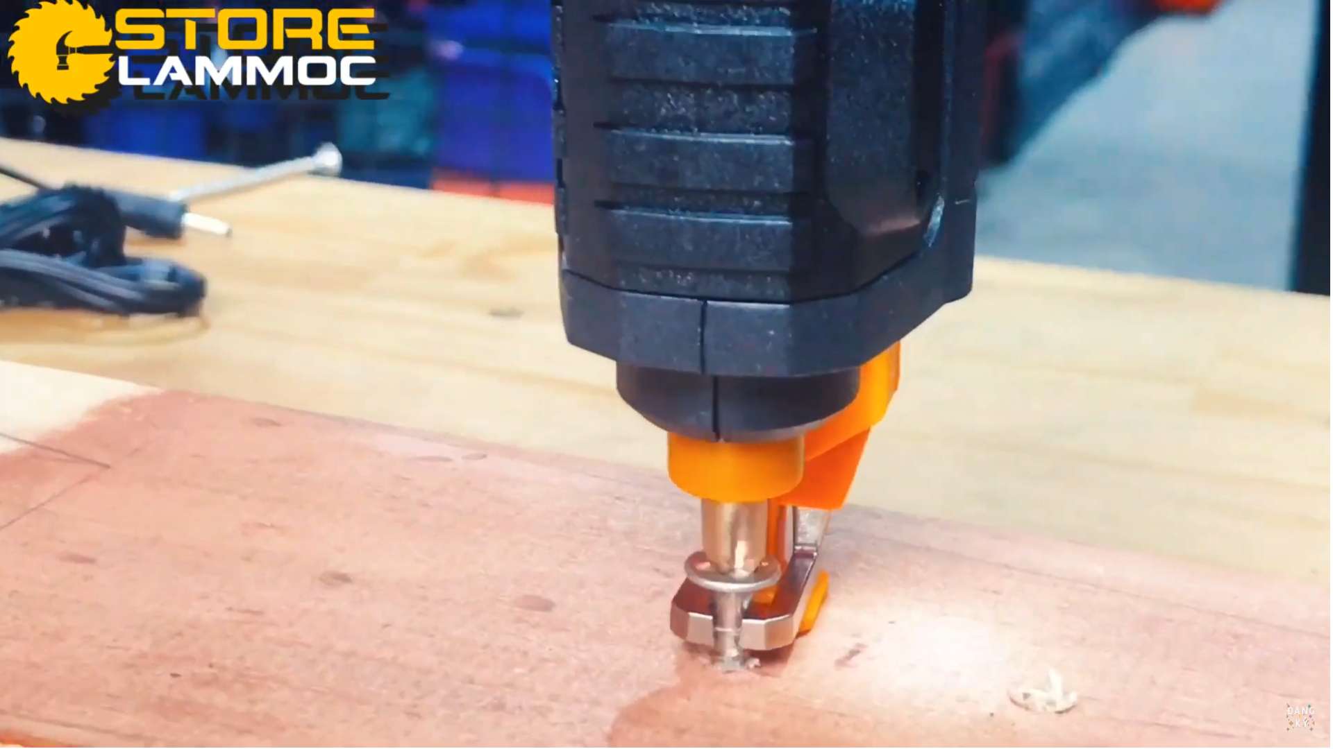 Đánh giá máy bắn vít Worx WX255