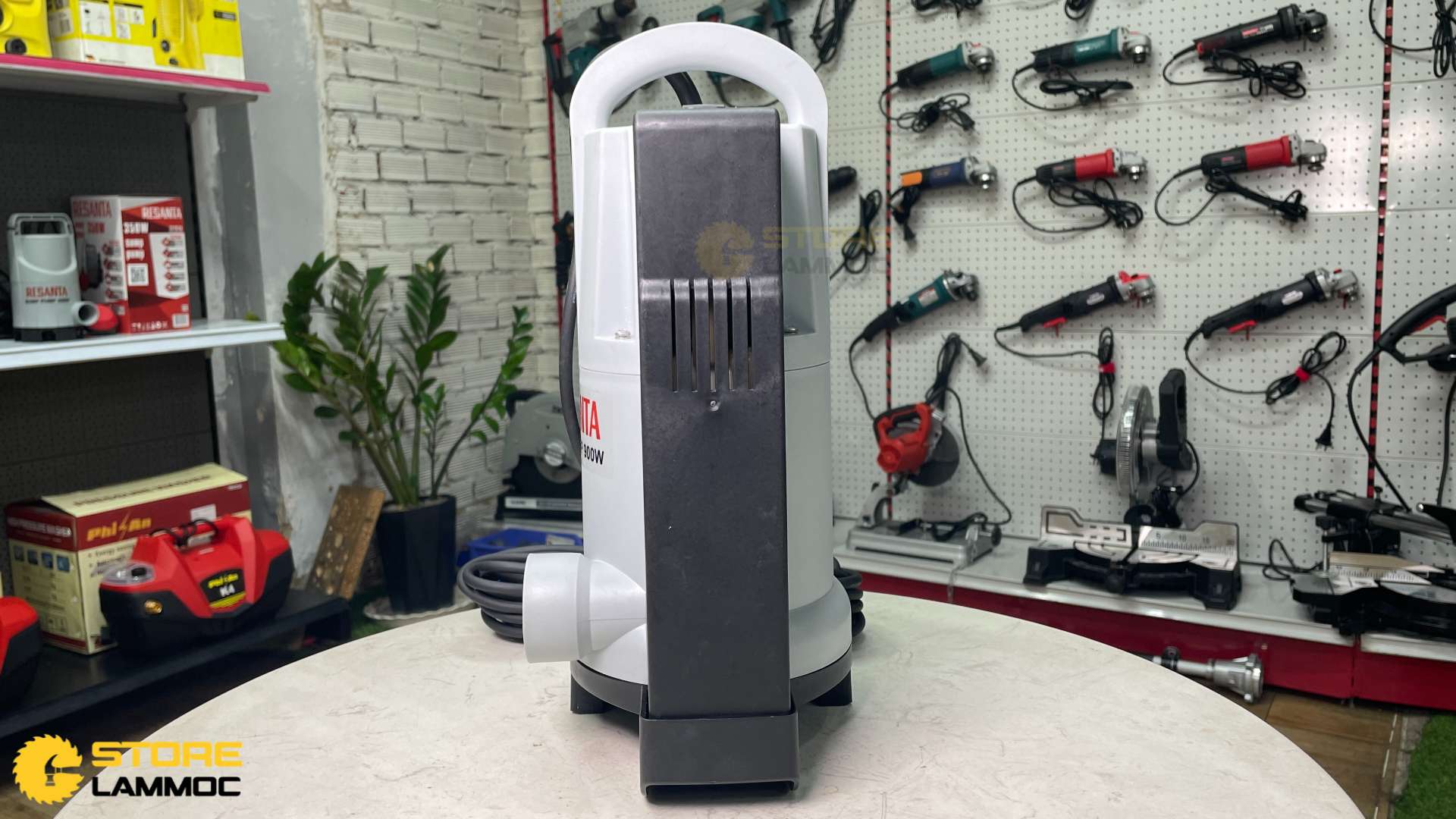 Máy bơm thoát nước Resanta 900W