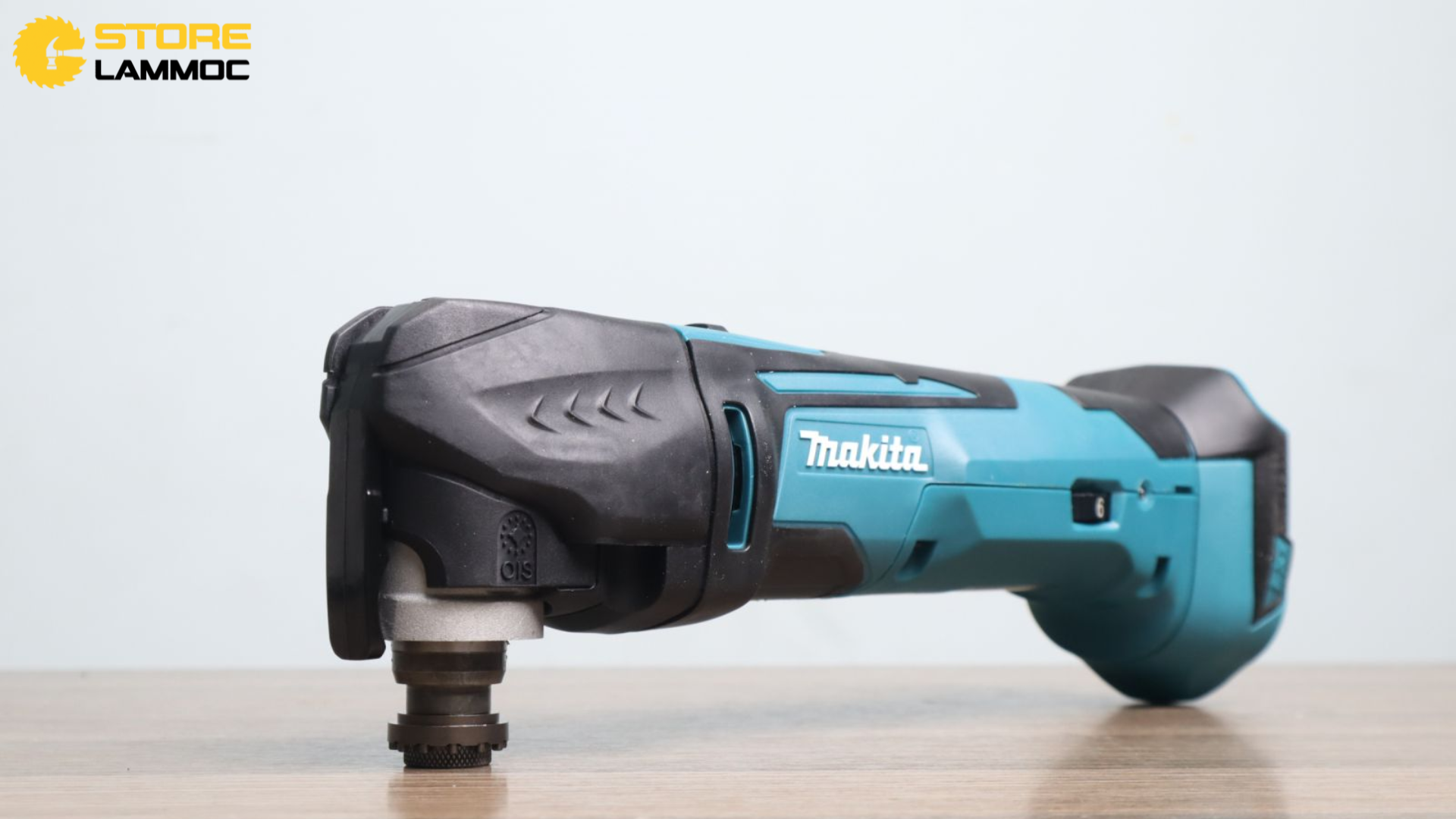 Máy cắt rung pin Makita