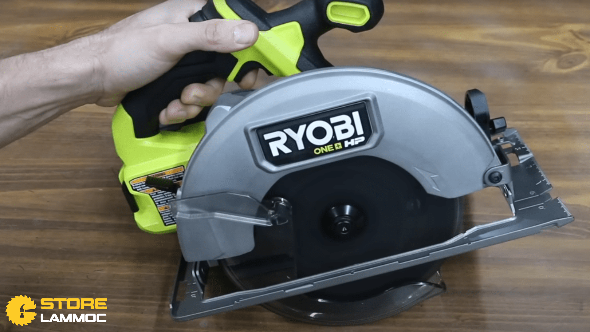 Máy cưa Ryobi