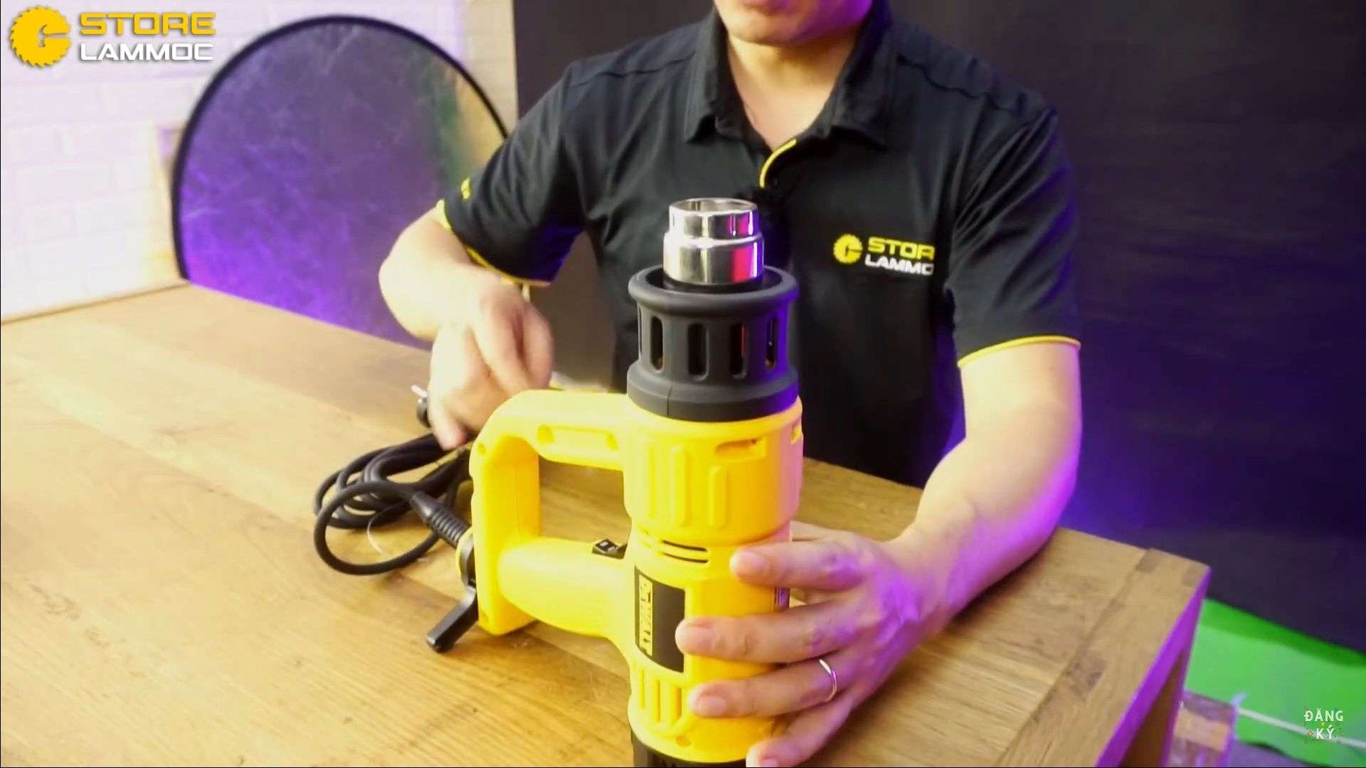 Tính năng gạt đứng