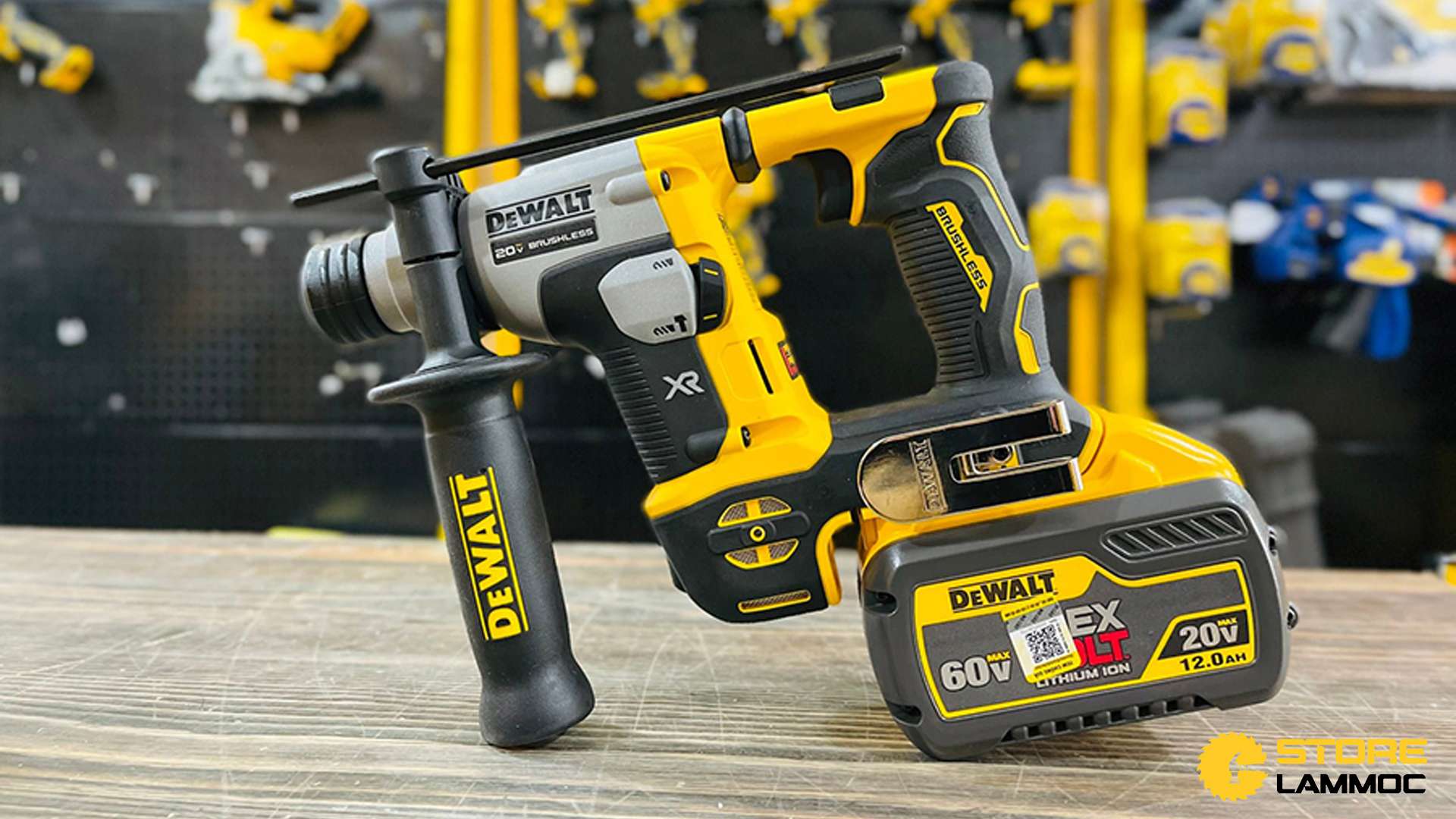 Máy khoan bê tông pin DeWALT DCH172