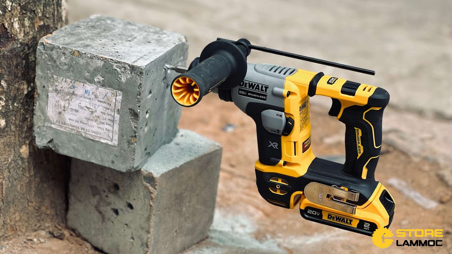 Máy khoan bê tông pin DeWALT DCH172