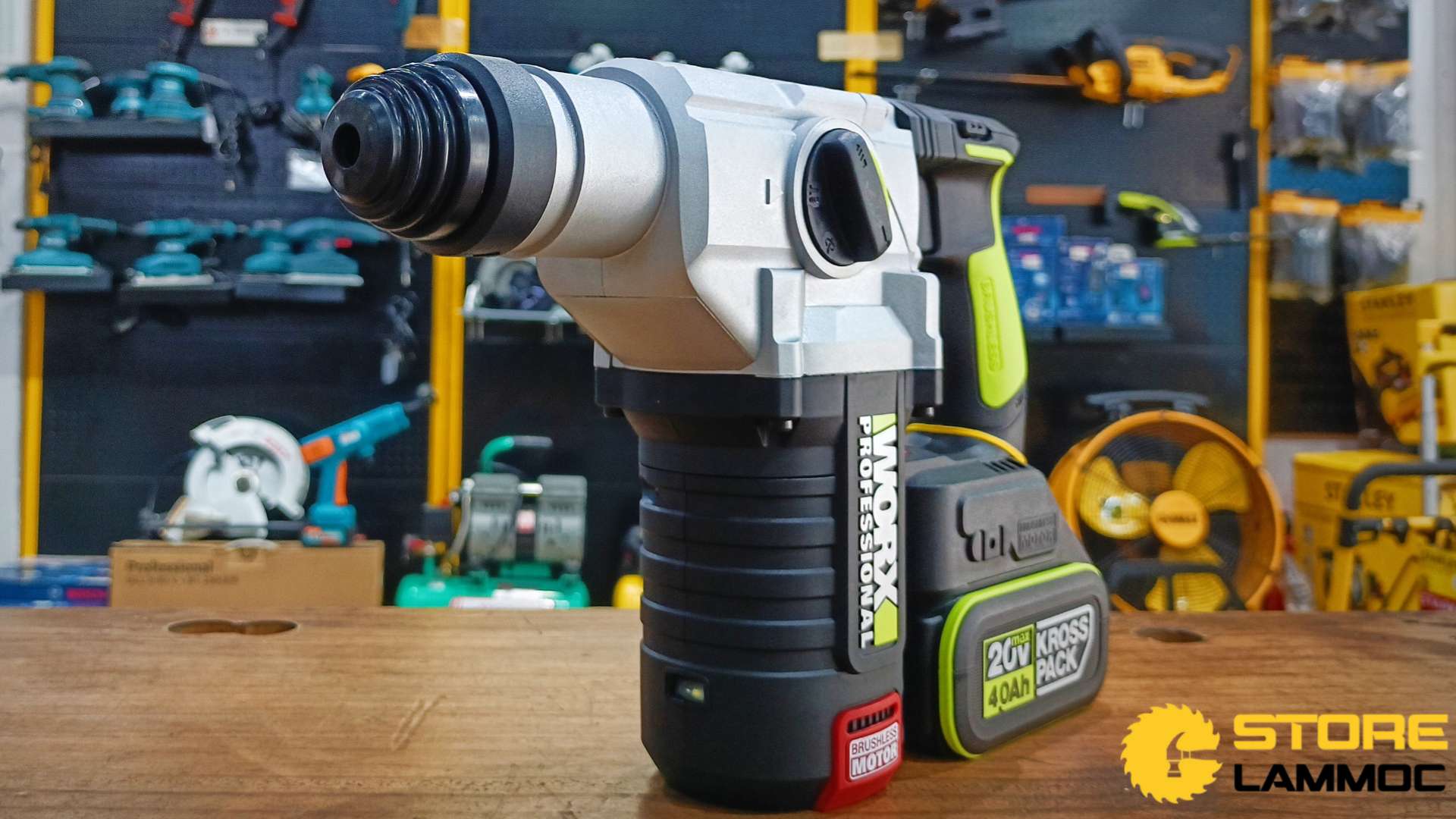 Máy khoan bê tông pin Worx WU388