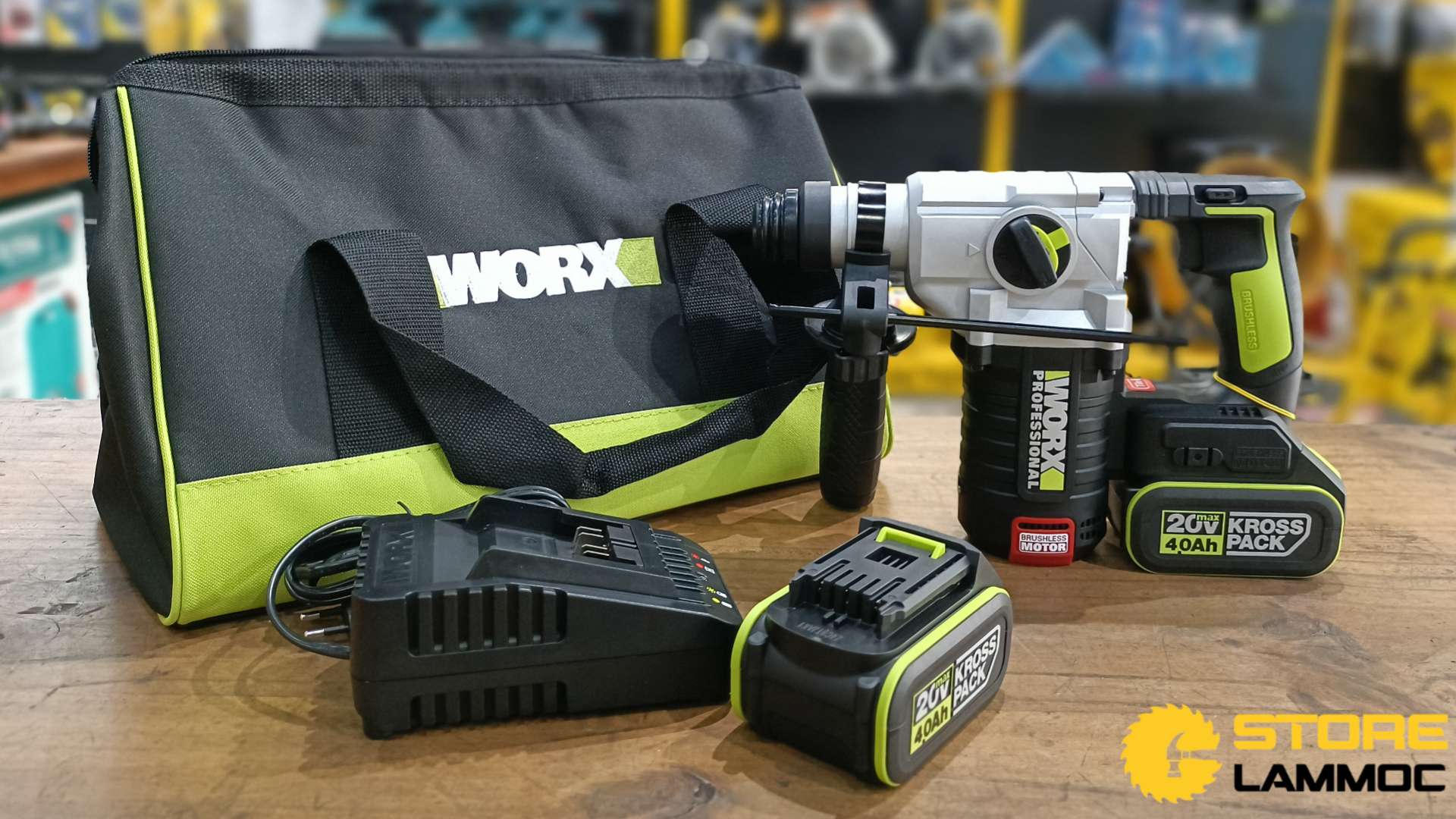 Máy khoan bê tông pin Worx WU388